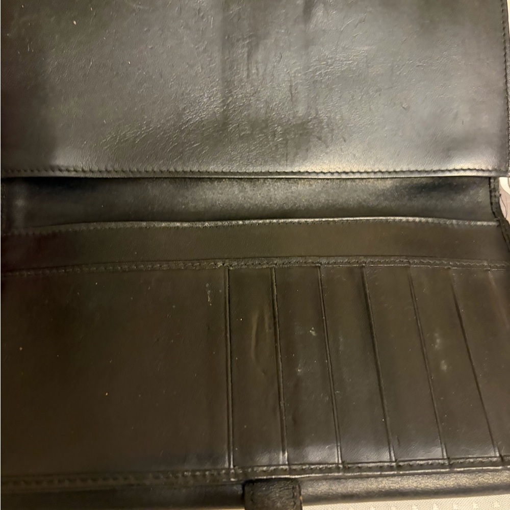 Gucci Beige and Black Monogram with Gold Hardware Wallet - Picture 3 of 11